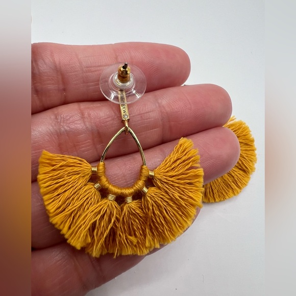 J. Crew Elegant Gold Mustard Yellow Tassel Fringe Fan Earrings - Picture 4 of 6